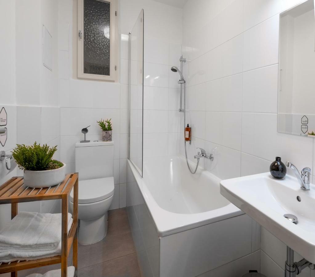 City Leaf Apartments Прага Екстер'єр фото