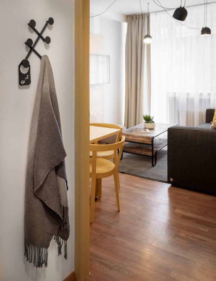 City Leaf Apartments Прага Екстер'єр фото