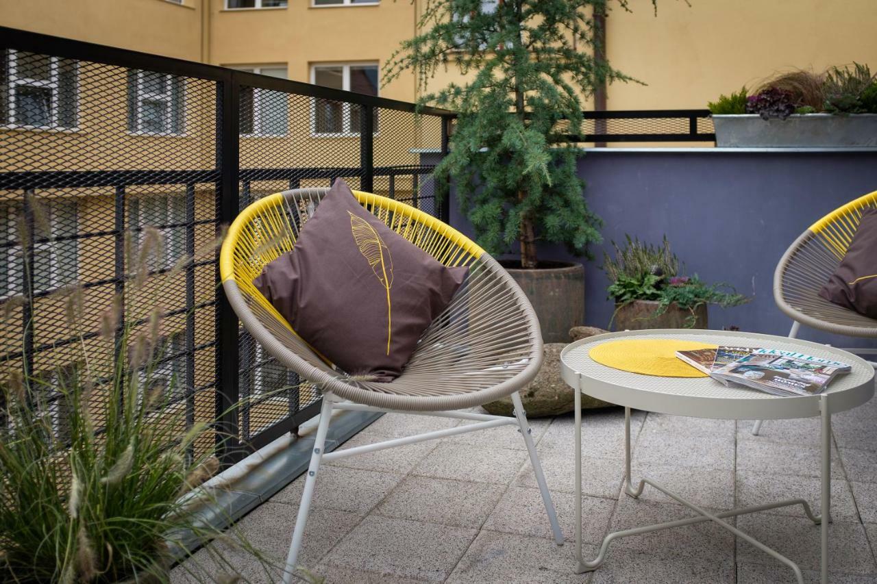 City Leaf Apartments Прага Екстер'єр фото